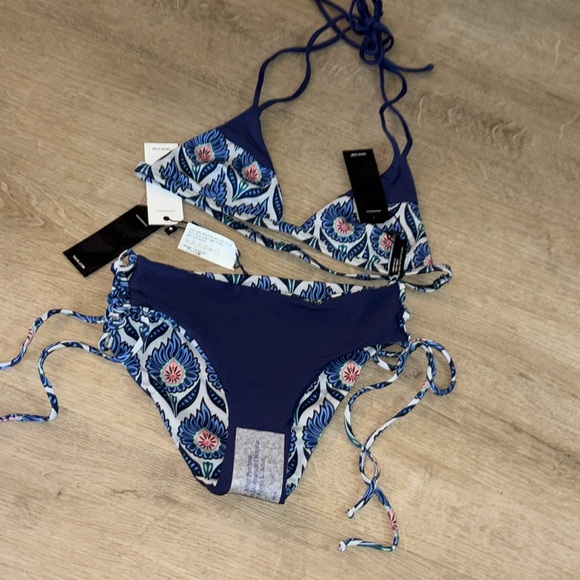 tavik 2 piece set monaco white sand/ reversible bottom - Picture 5 of 5